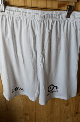 Short Bullpadel Detri M 22V 012 Blanco Estampado Onesport