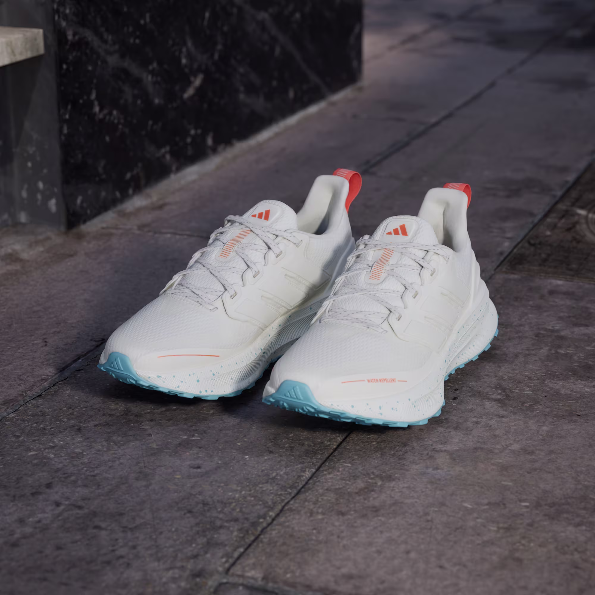 Ultrarun_5_TR_Running_Shoes_White_JR3004_HM8