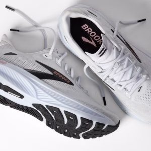 120482-105-y-ghost-18-womens-neutral-cushion-running-shoe